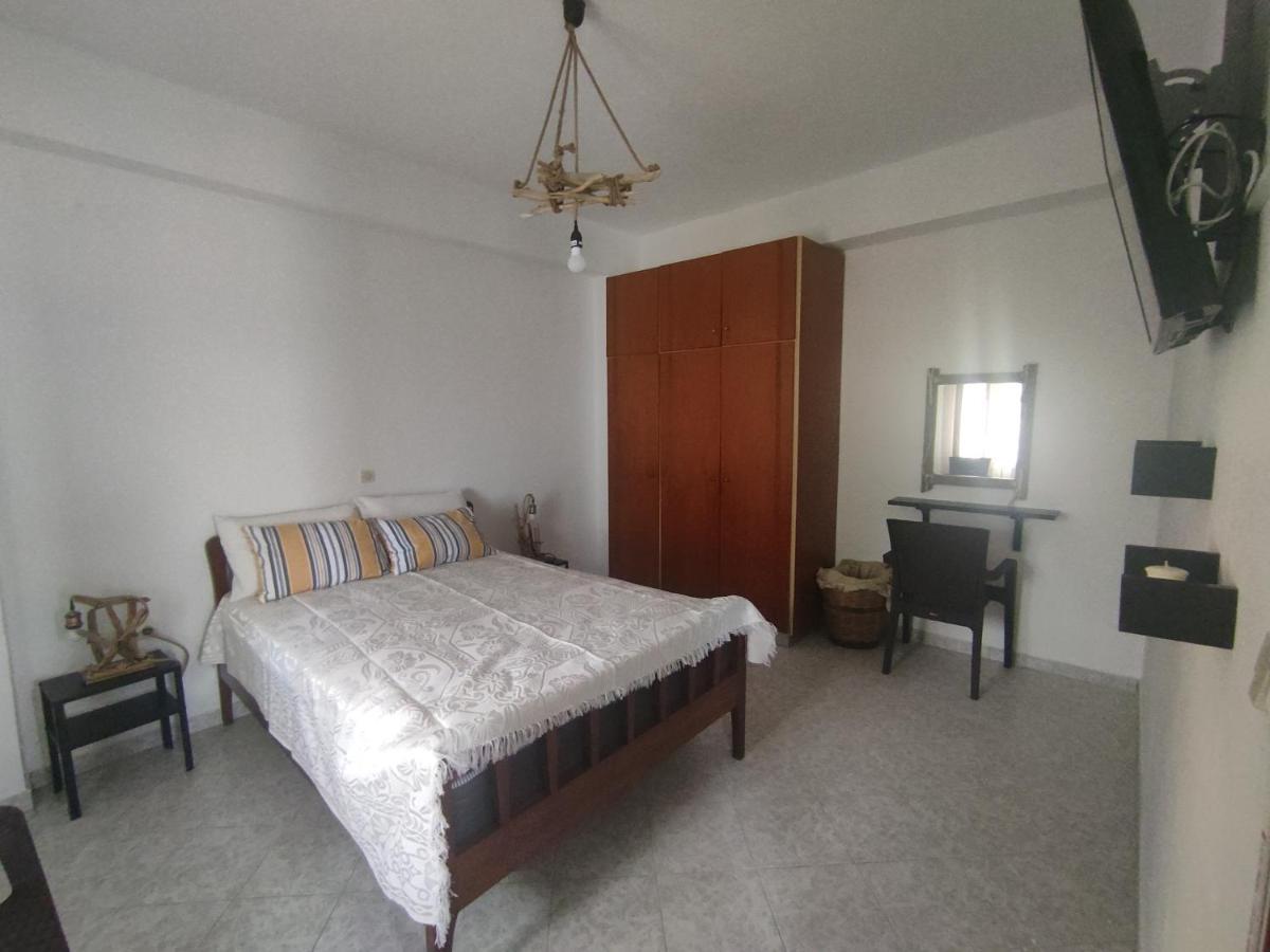 Despoina Seaside Apartment Agios Konstantinos  Exterior photo